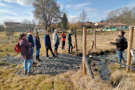 Visite sur le terrain apr&egrave;s le comit&eacute; de pilotage