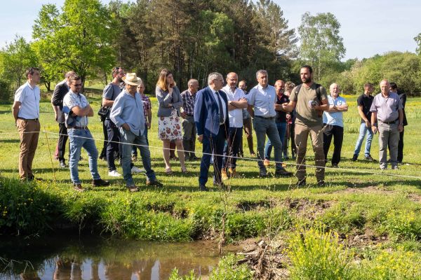 Conservatoire d'Espaces naturels d'Auvergne intervenant sur le site du Marais du Cassan et de Prentegarde.